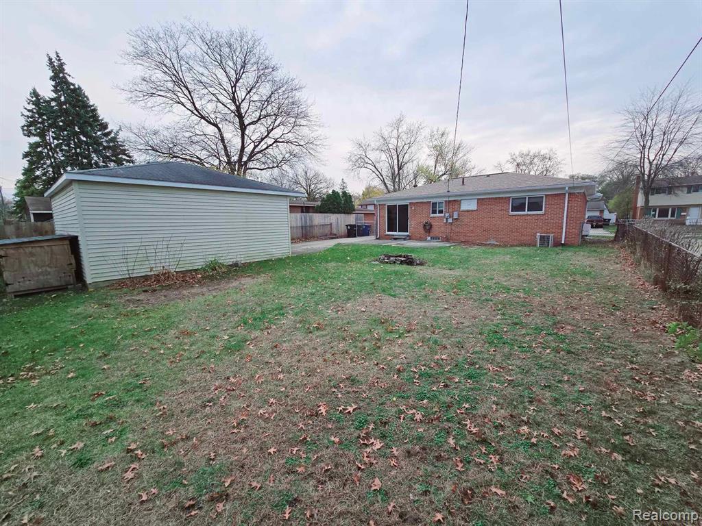 438 N HANLON Street, Westland, MI — Photo 26