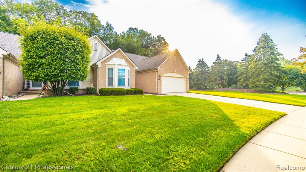 4193 Shorebrook Drive, #68, Sterling Heights, MI 48314 — Photo 4