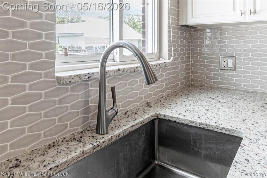 29652 Sherry Avenue, Madison Heights, MI 48071 — Photo 22