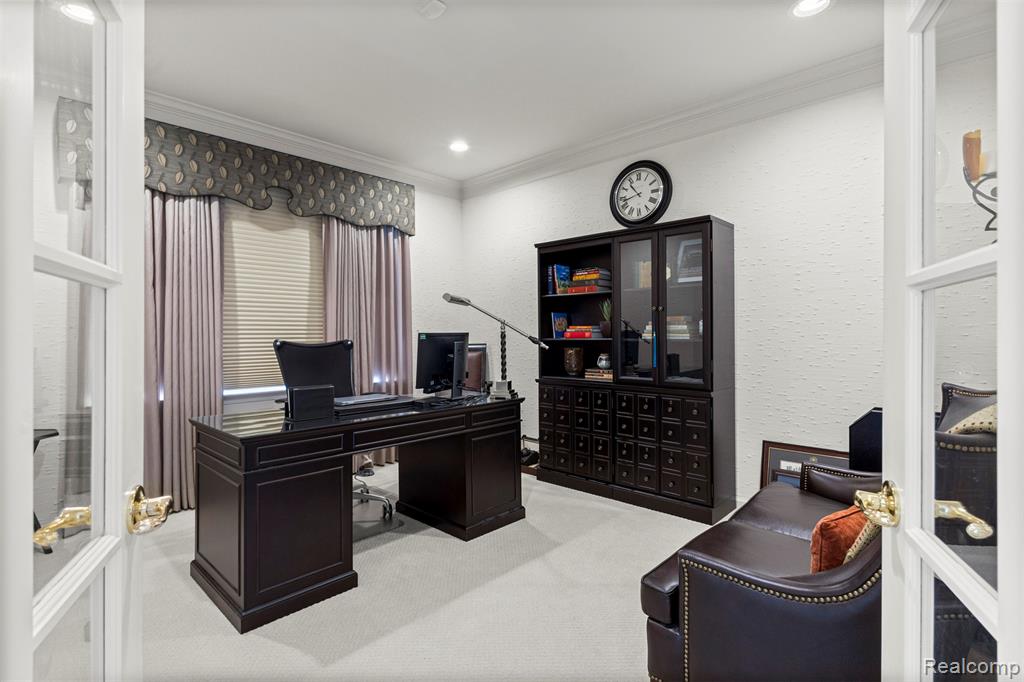6 Bradford Court, Dearborn, MI 48126 — Photo 13