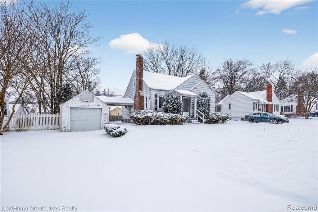 812 Barney Avenue, Flint, MI 48503 — Photo 2