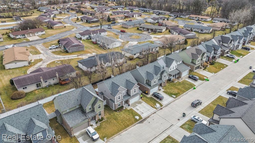 47618 VIOLA Lane, New Baltimore, MI 48047 — Photo 28
