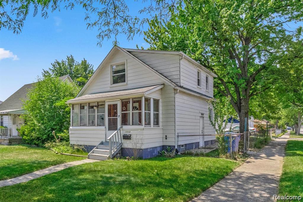 6763 N Gulley Road, Dearborn Heights, MI 48127 — Photo 2