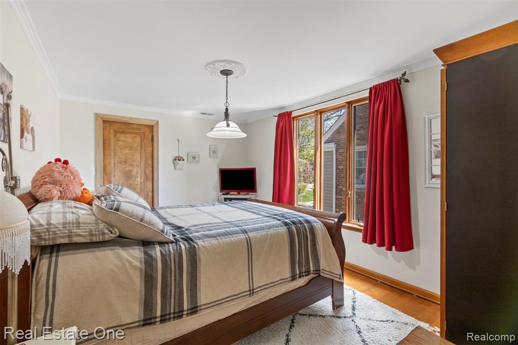 939 S HIGHLAND Street, Dearborn, MI 48124 — Photo 26