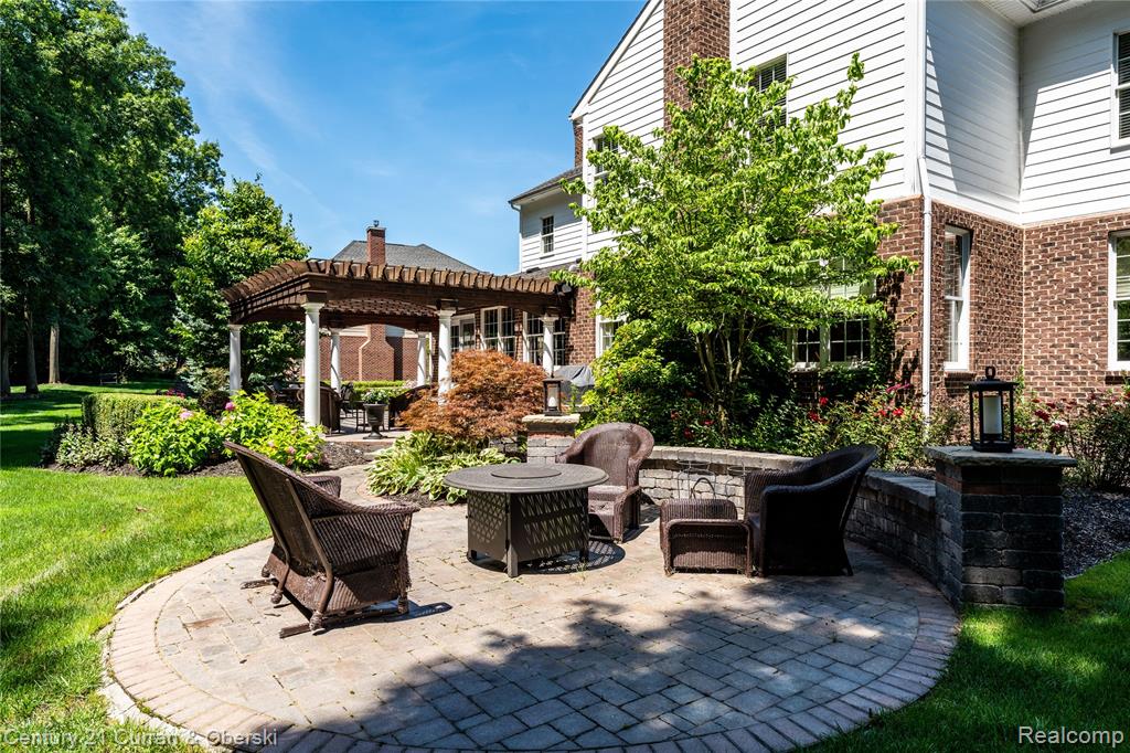50693 Chesapeake Drive, Novi, MI — Photo 23