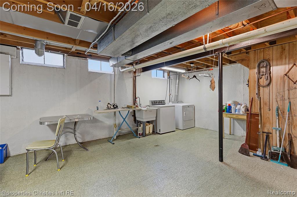 18231 Stamford Street, Livonia, MI, 48152