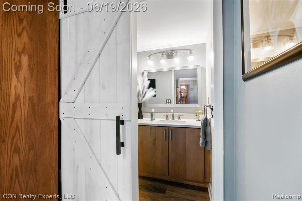 39738 Day Drive E, Clinton Twp, MI 48038 — Photo 22