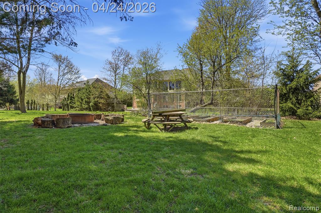 46790 W 11 Mile Road, Novi, MI — Photo 44