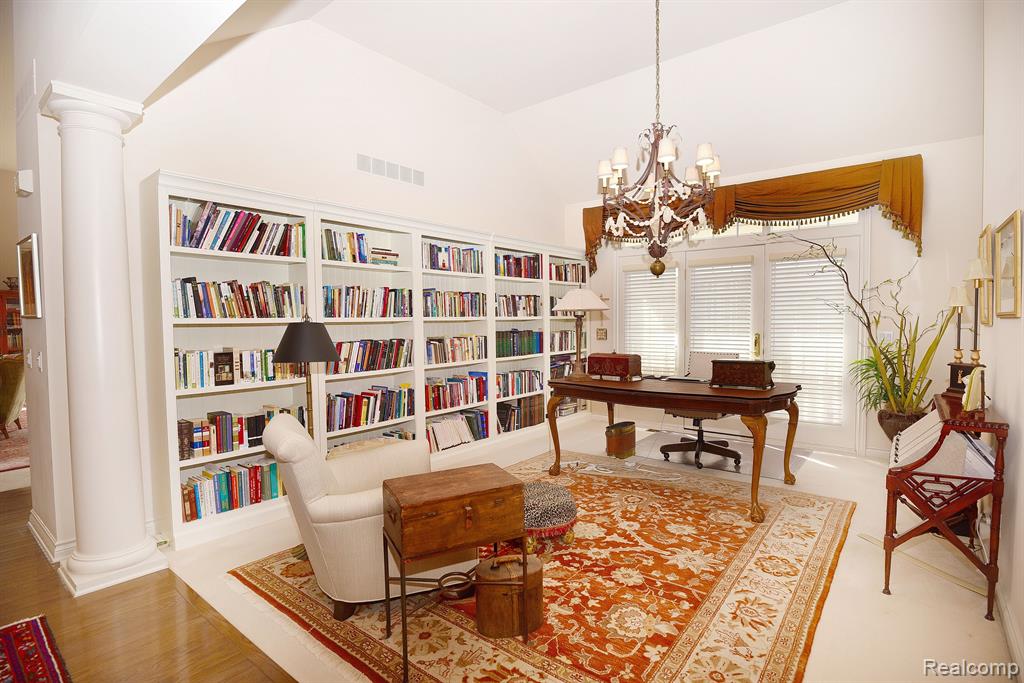 4048 CHATFIELD Lane, Troy, MI 48098 — Photo 9