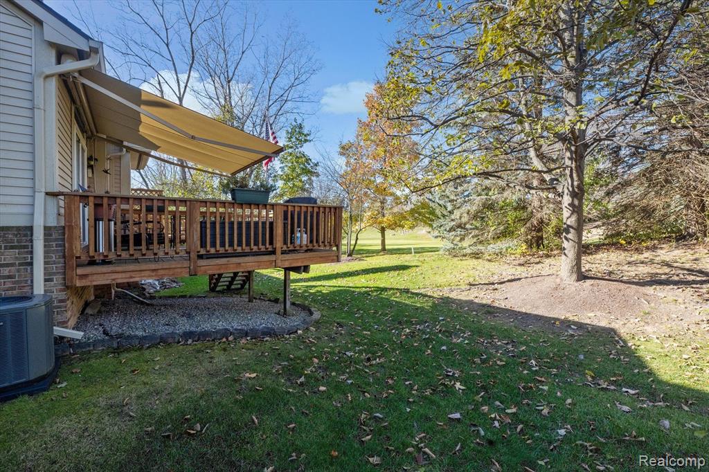 31187 LIVINGSTON Drive, Novi, MI 48377 — Photo 24