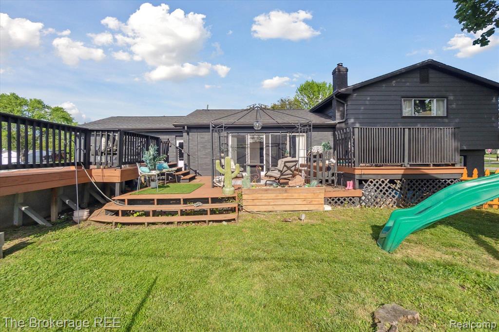5394 KIMBERLY Drive, Grand Blanc, MI 48439 — Photo 49