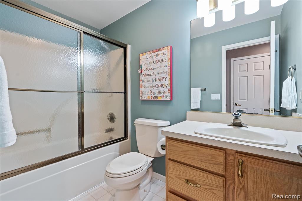 1453 Maplewood Drive, Saline, MI 48176 — Photo 24