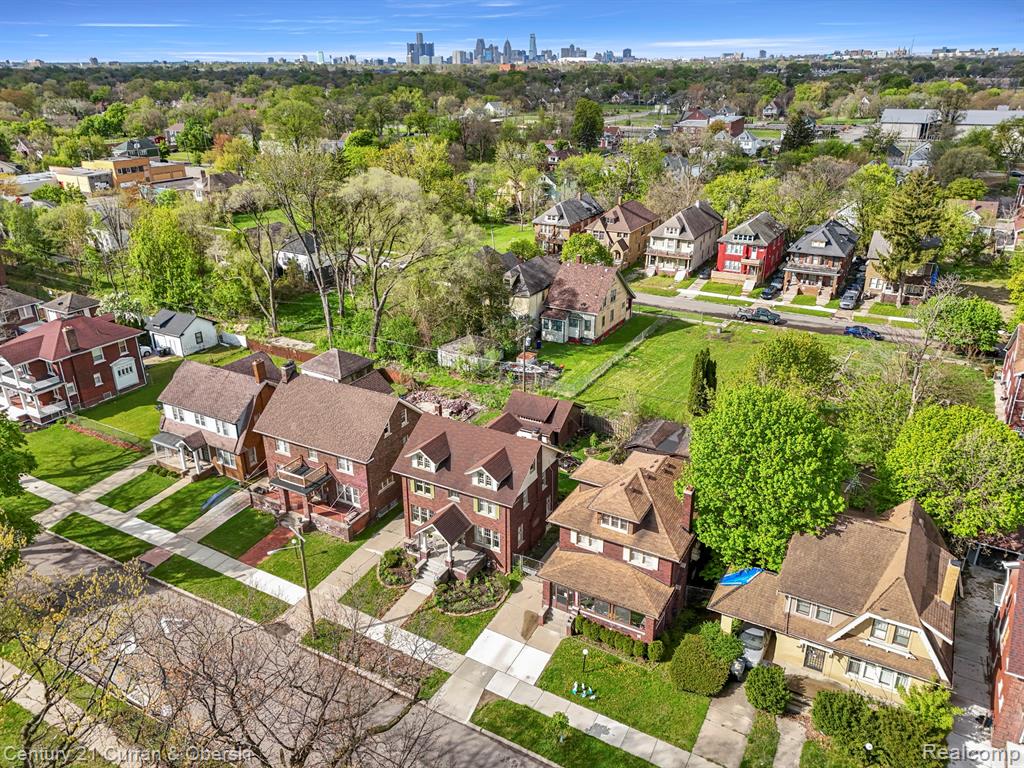 4815 Iroquois Street - Photo 3
