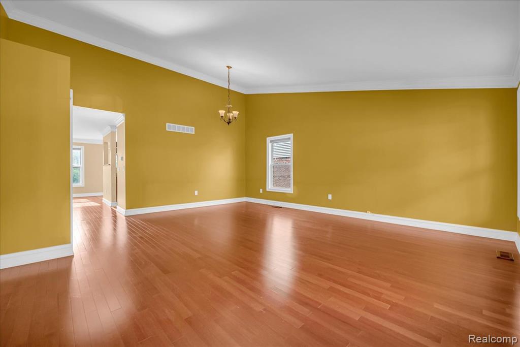 673 Ethan Drive, Westland, MI — Photo 5