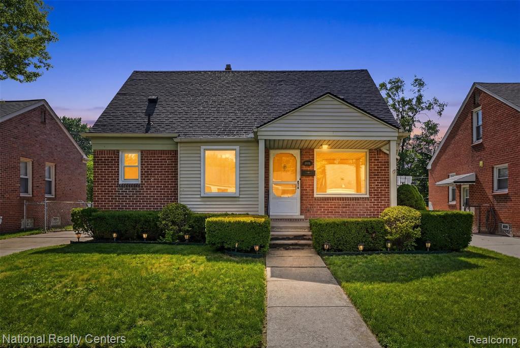 9951 Marion, Redford, MI 48239 — Photo 2