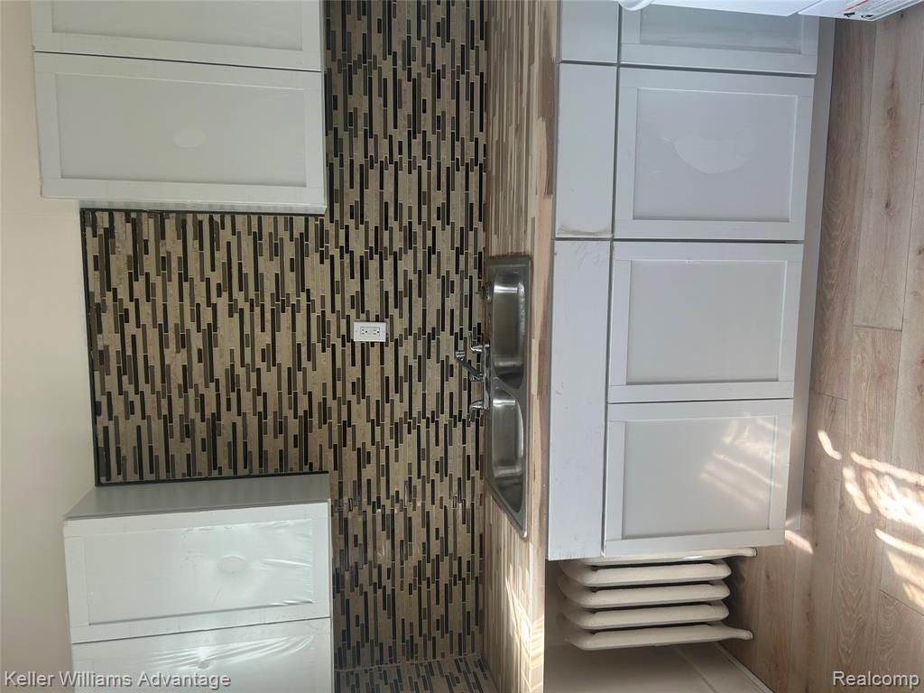 8625 Dexter Ave, Detroit, MI 48206 — Photo 2