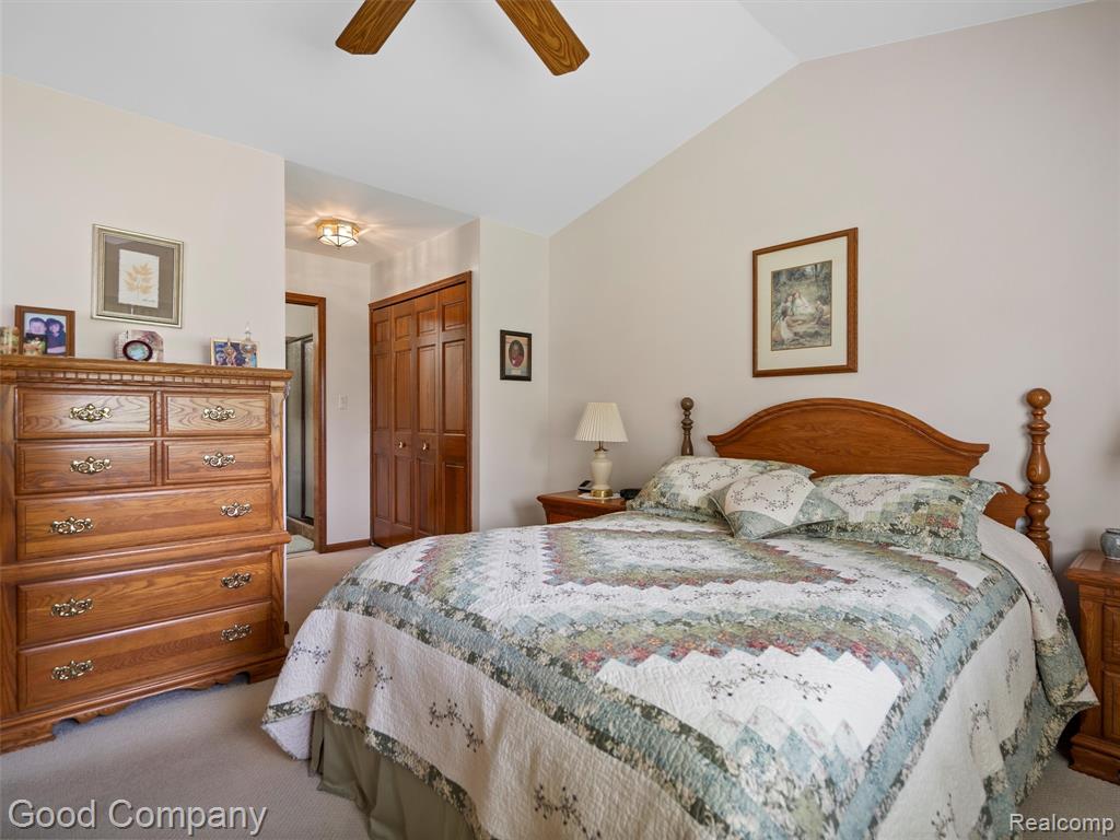 864 Challenging Trail, South Lyon, MI 48178 — Photo 15