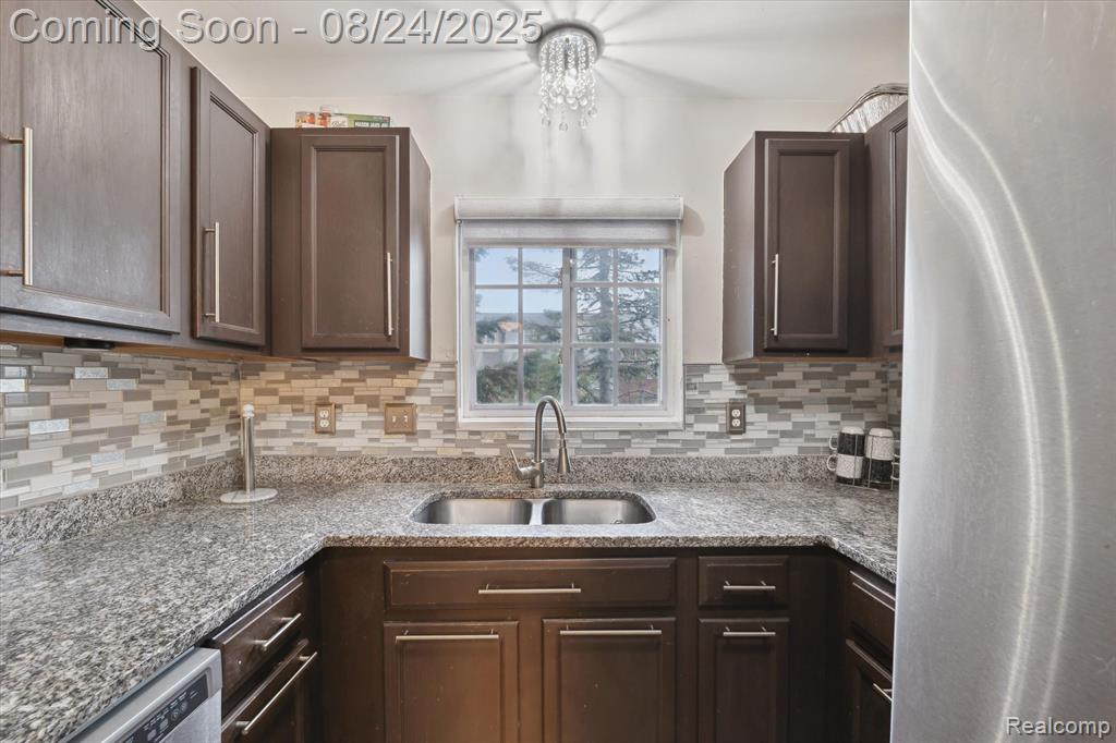 23424 Grayson Drive, Southfield, MI 48075 — Photo 13