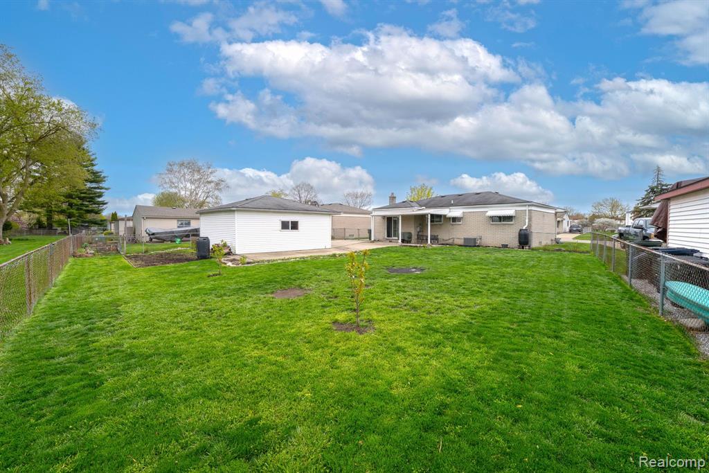 40137 Walter Drive, Sterling Heights, MI 48310 — Photo 56