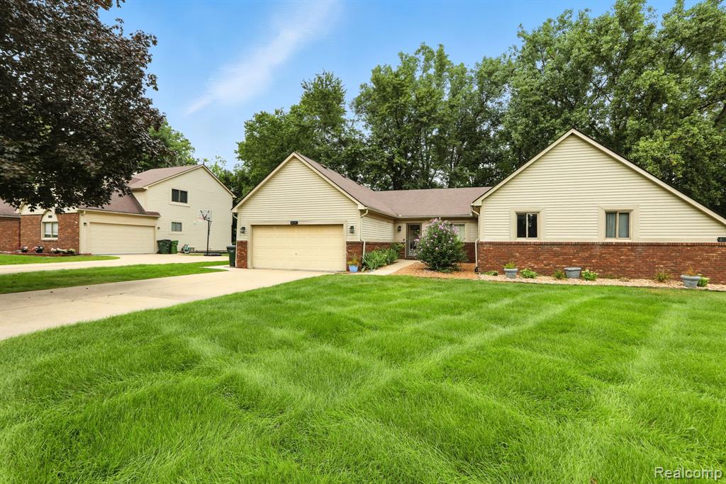 8529 22 Mile Road, Shelby Twp, MI 48317 — Photo 8