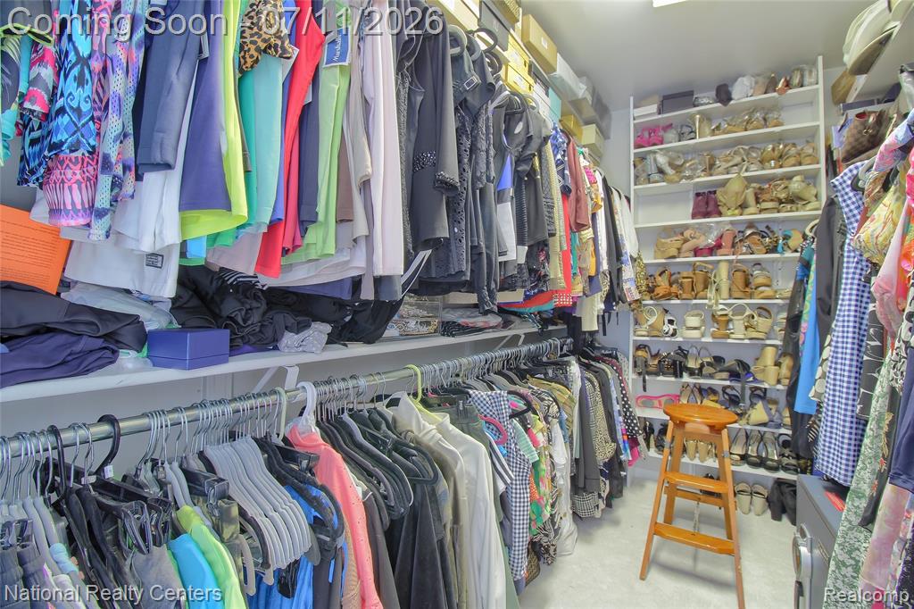429 Delaford Court, Canton, MI 48188 — Photo 33