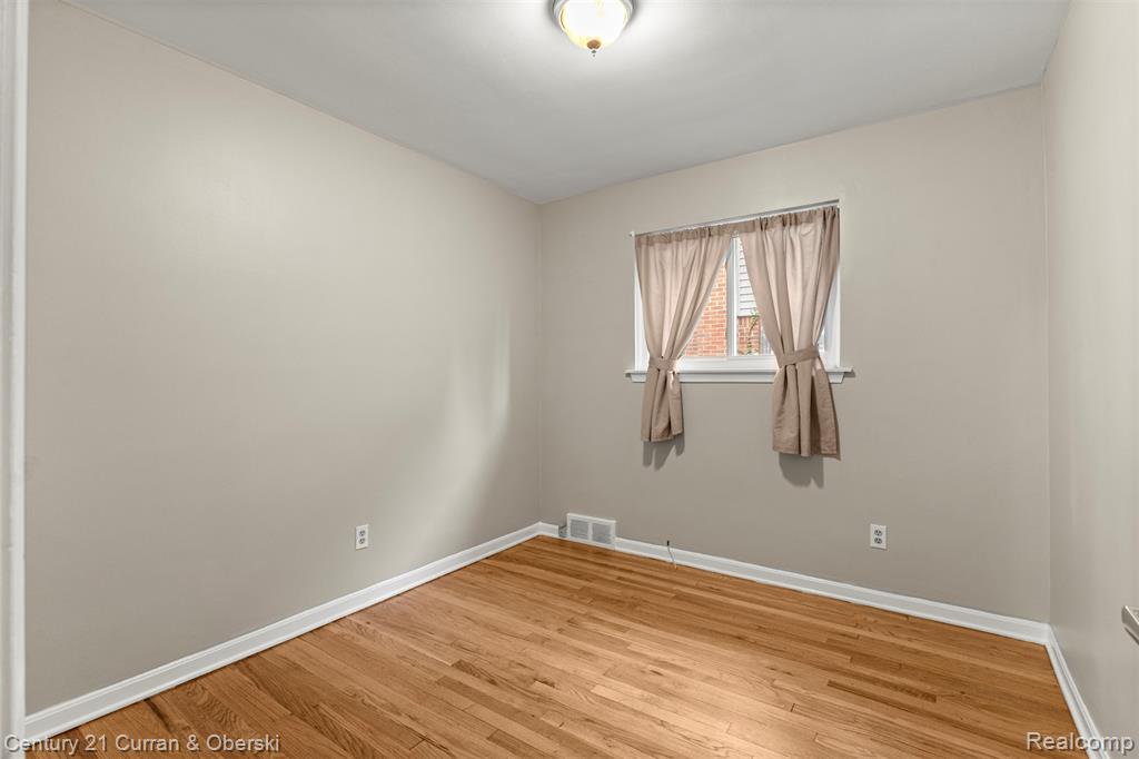 4170 Pardee Avenue, Dearborn Heights, MI 48125 — Photo 18