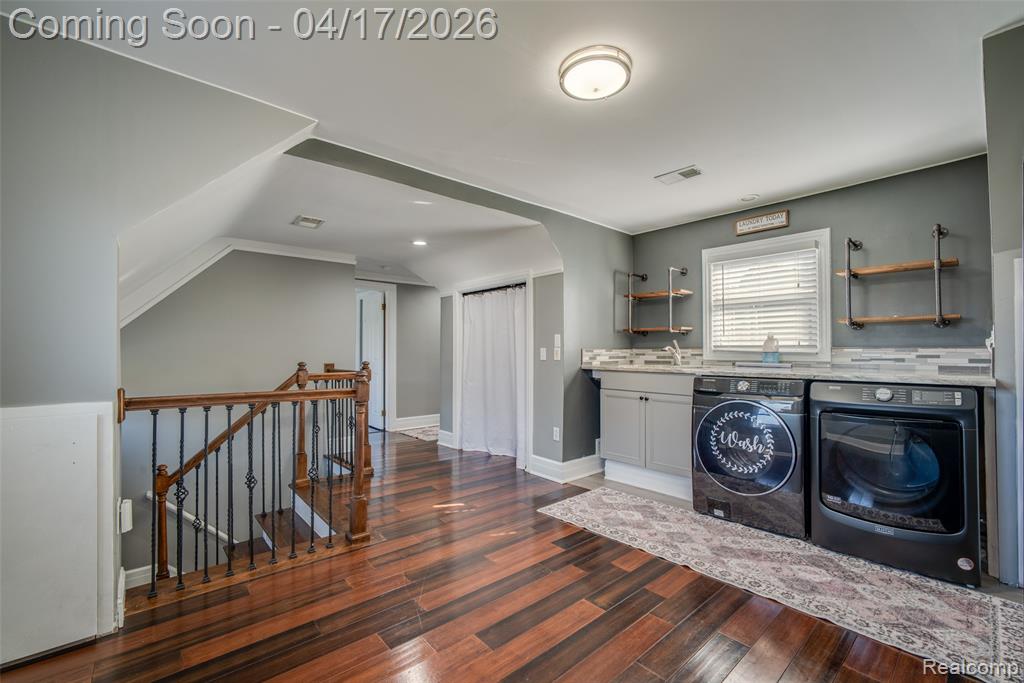 82 Granada Drive, White Lake, MI — Photo 17