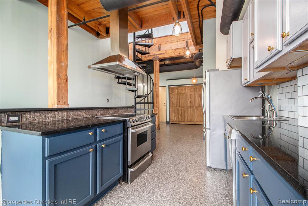 6533 E Jefferson, 427, Detroit, MI 48207 — Photo 31
