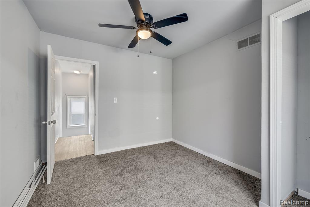 612 W Hollywood, Detroit, MI 48203 — Photo 18