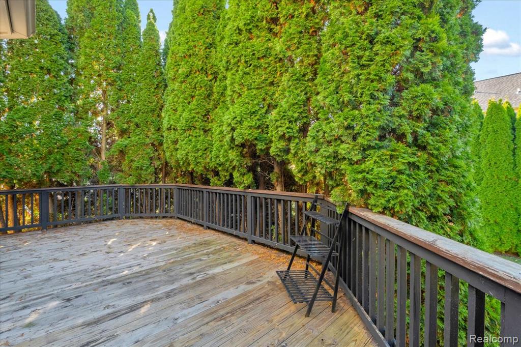 8159 Pickering Place, Westland, MI — Photo 40