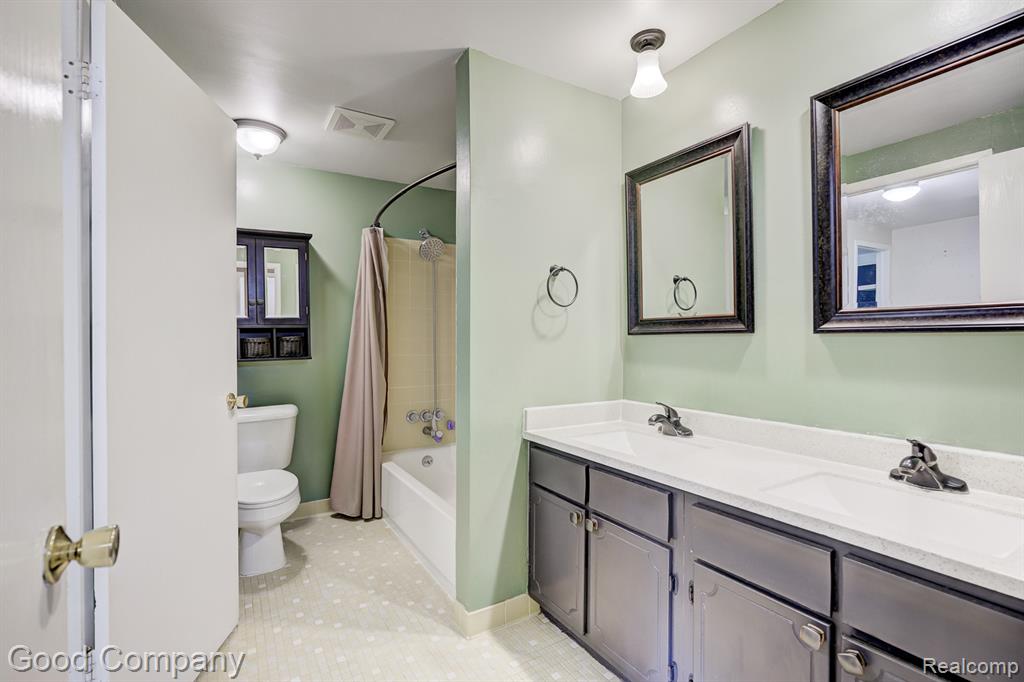 661 Merrimac Road, Canton, MI 48188 — Photo 27