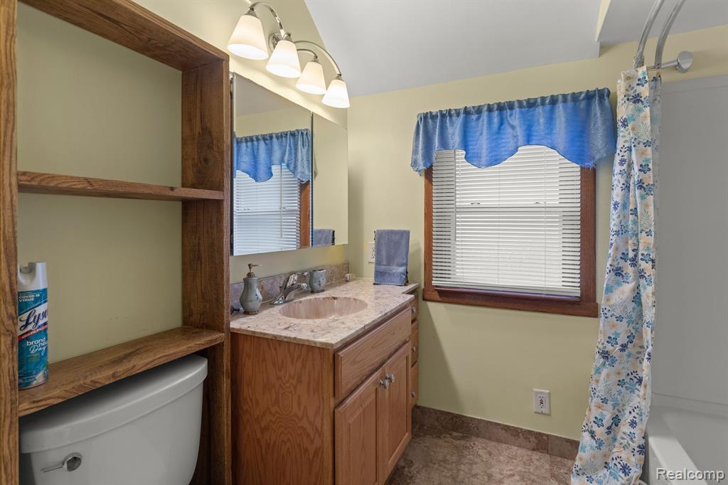 7215 S HURON RIVER Drive, South Rockwood, MI — Photo 17