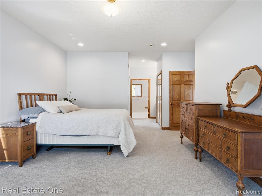 9400 Sashabaw Road, Clarkston, MI 48348 — Photo 40