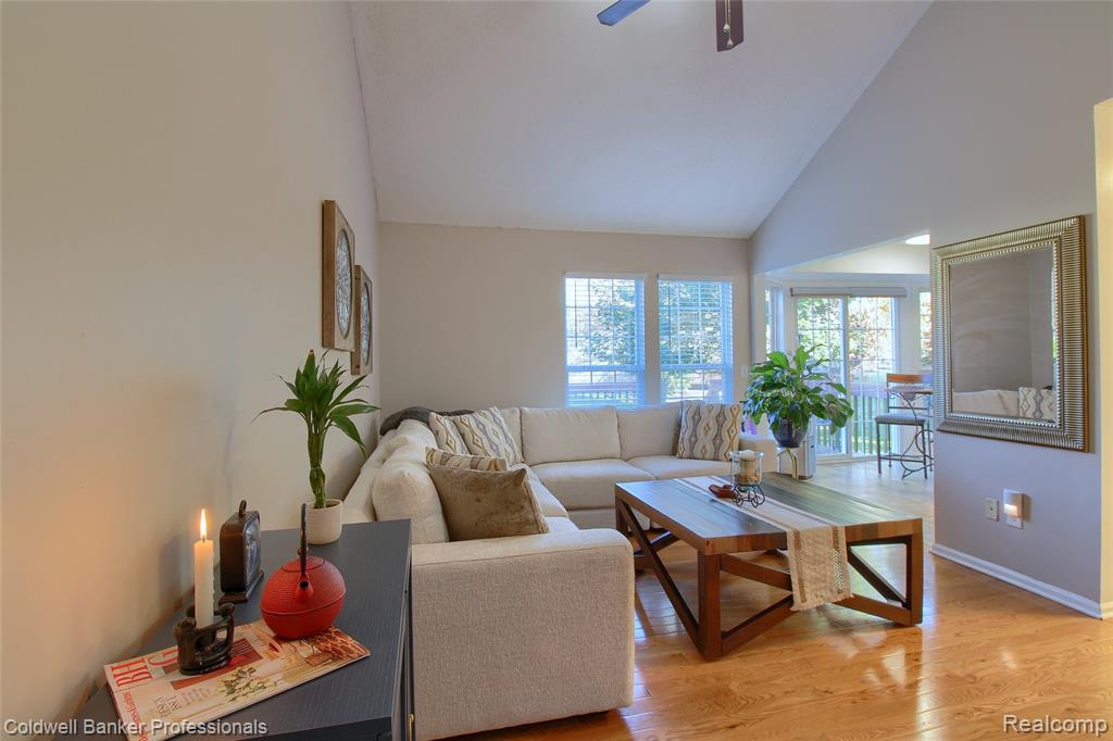 4281 Hunters Circle W, Canton, MI 48188 — Photo 7