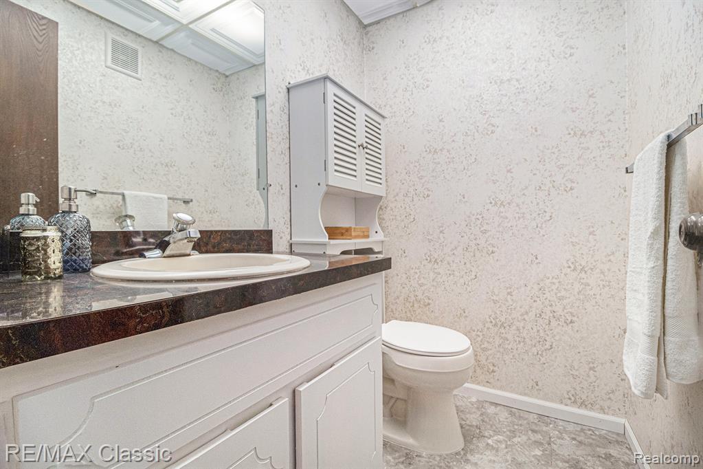 854 YORKTOWN Court, Northville, MI 48167 — Photo 11