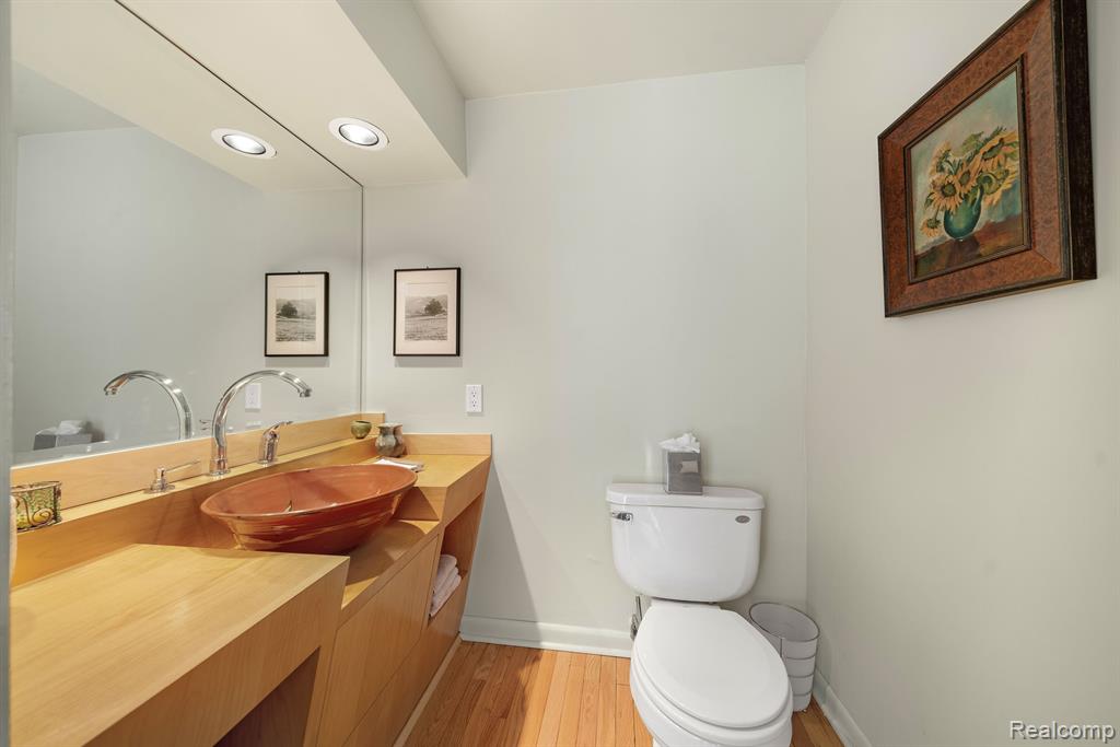 385 CONCORD Place, Bloomfield Hills, MI 48304 — Photo 15