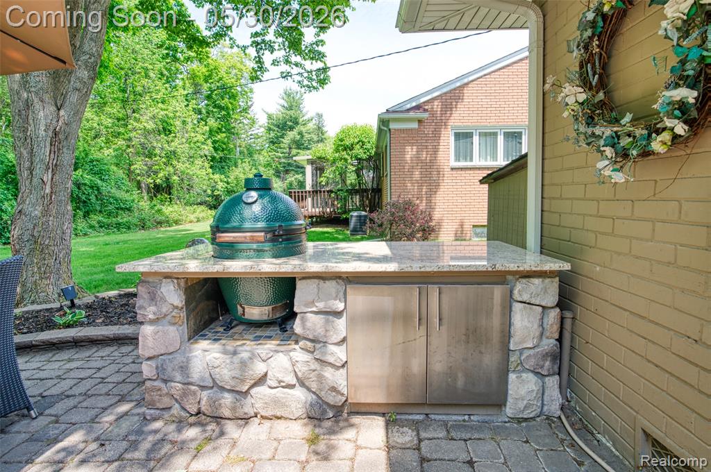2172 Devonshire Road, Bloomfield Hills, MI 48302 — Photo 37
