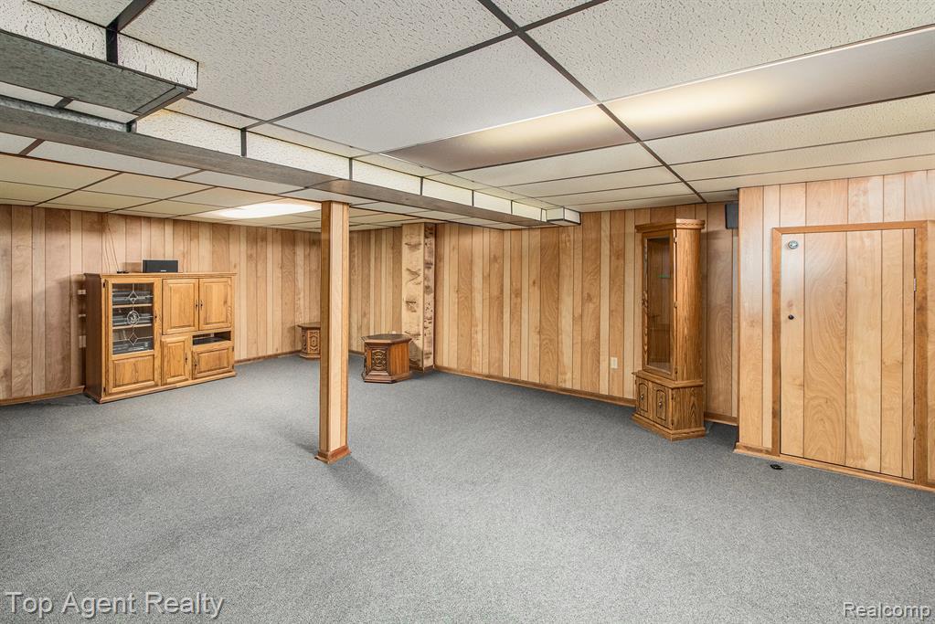 43954 McLean Drive, Sterling Heights, MI 48313 — Photo 23