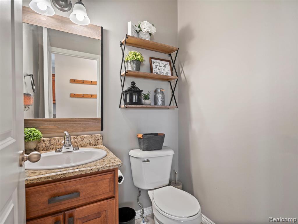 45877 ANDREW Drive, Macomb, MI 48044 — Photo 19