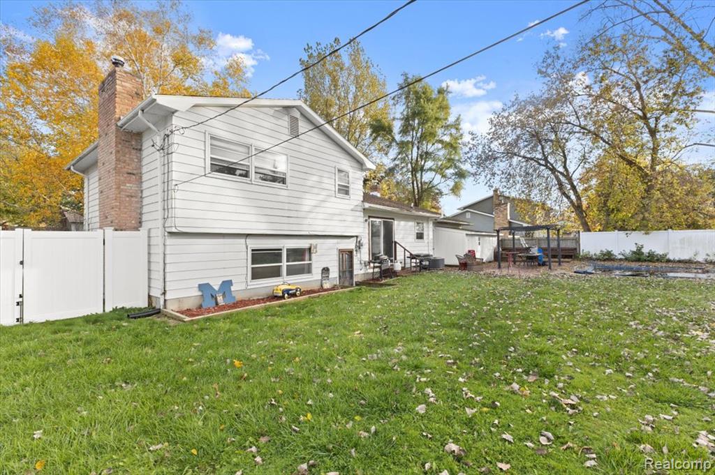 5340 N Georgetown Road, Grand Blanc, MI 48439 — Photo 41