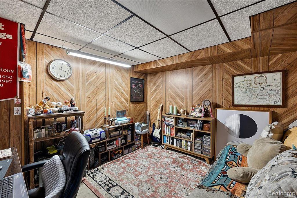 5277 Orchard Crest Drive, Troy, MI 48085 — Photo 28