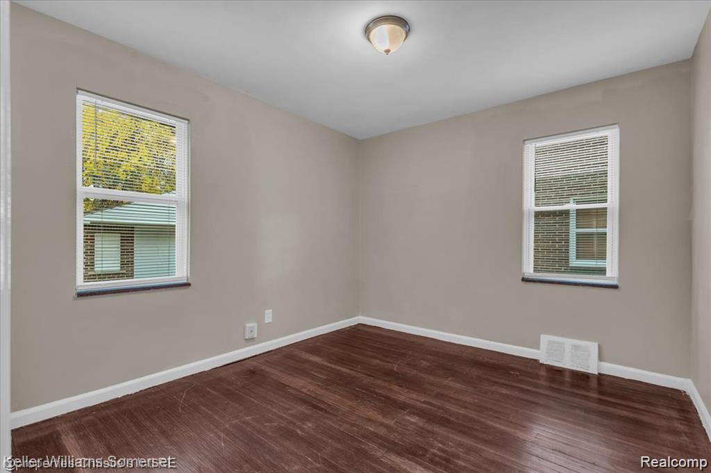 12660 Grandmont Avenue, Detroit, MI 48227 — Photo 9