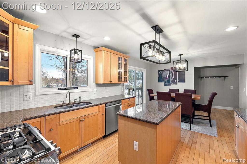 5945 Snow Apple Drive, Clarkston, MI — Photo 13