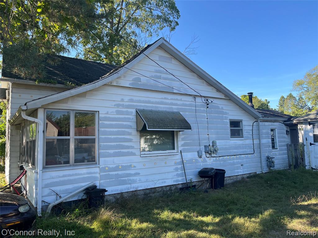 618 Green Street, Algonac, MI 48001 — Photo 2