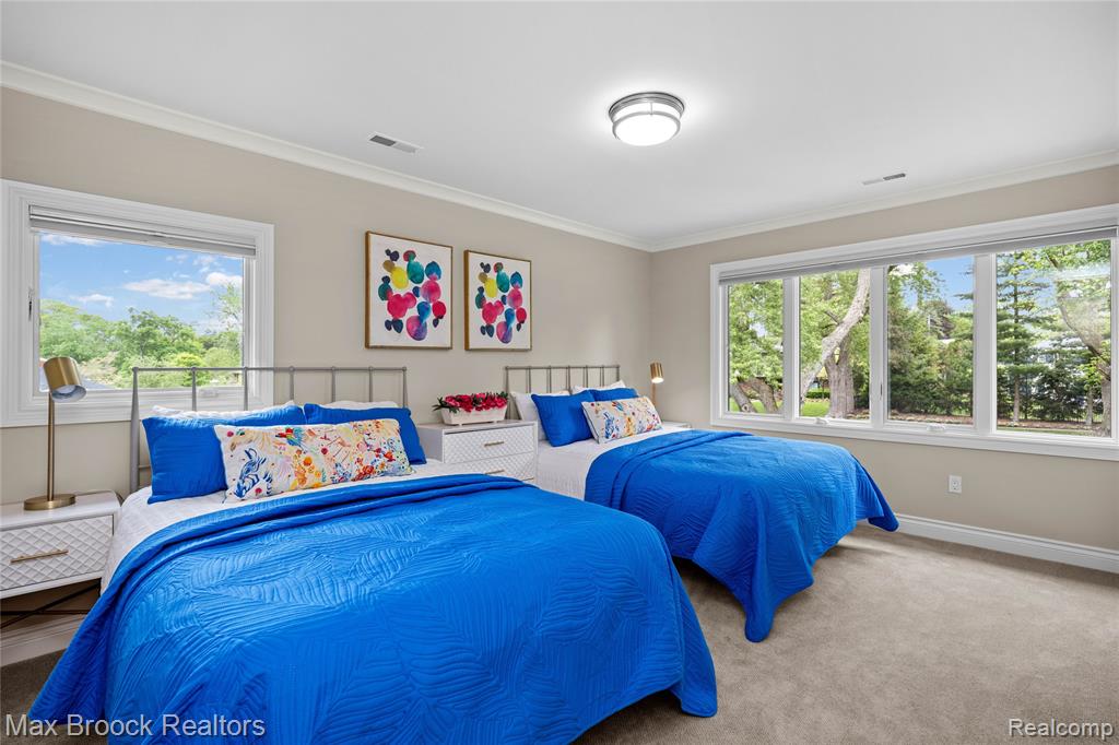 18341 Warwick Street W, Beverly Hills, MI 48025 — Photo 40