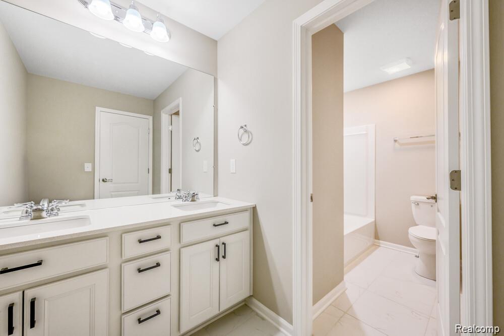 1674 Addison Circle, Walled Lake, MI 48390 — Photo 25