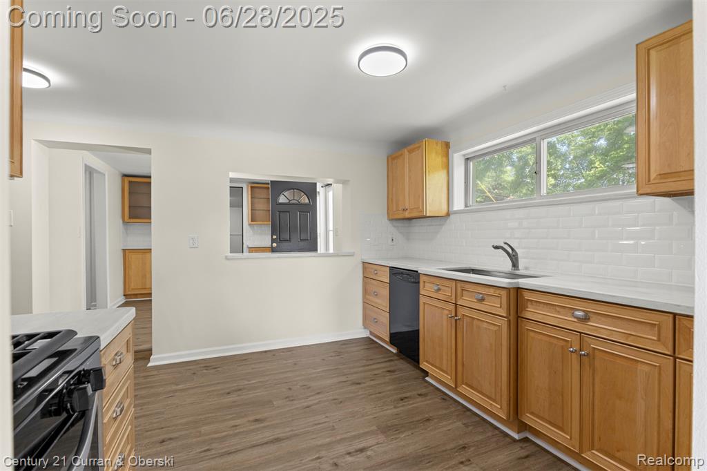 6616 Pardee Road, Taylor, MI 48180 — Photo 2