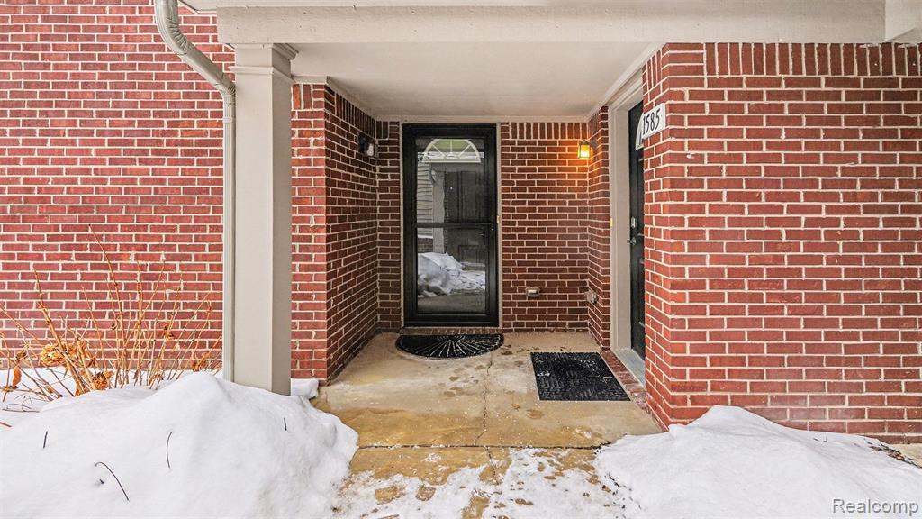 1577 Addington Lane, Ann Arbor, MI 48108 — Photo 2