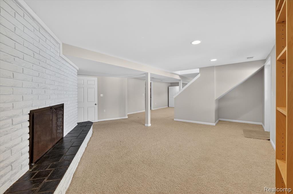 5124 Driftwood Drive, Commerce Twp, MI 48382 — Photo 26