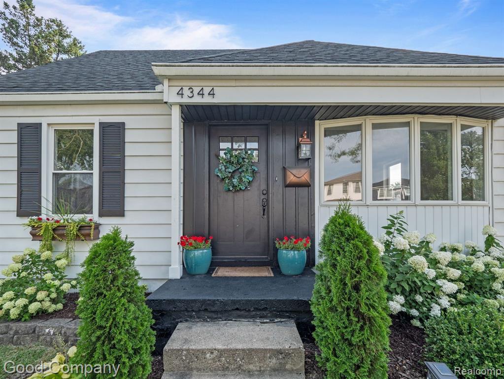 4344 HAMPTON Boulevard, Royal Oak, MI 48073 — Photo 6